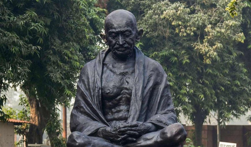 Mahatma Gandhi Death Anniversary: अहिंसा पर चलने वाले महात्मा गांधी हुए थे हिंसा का शिकार, गोली मारकर हुई थी हत्या