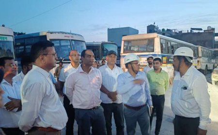चंपावत: जिलाधिकारी ने निर्माणाधीन ISBT टनकपुर का नई उम्मीदों के साथ निरीक्षण किया