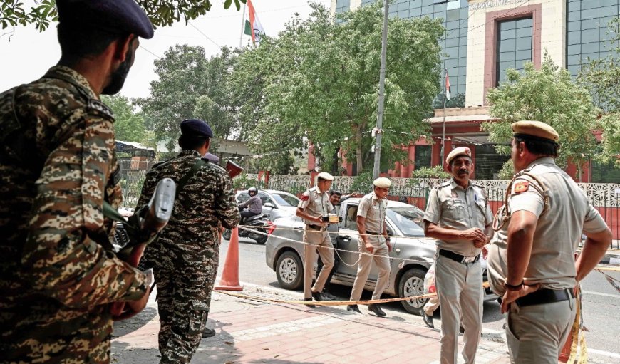 जंगल में गर्लफ्रेंड को कत्ल! सिरफिरे आशिक ने किया को 18 साल की लड़की को उतारा मौत के घाट, दिल्ली में मची सनीसनी