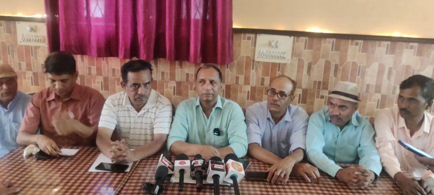मंत्री गणेश जोशी से इस्तीफे की मांग, आप ने भ्रष्टाचार पर घेरा