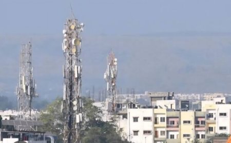 उत्तराखंड में जिलाधिकारी का बड़ा कदम: अवैध मोबाइल टावरों पर कड़ी कार्रवाई