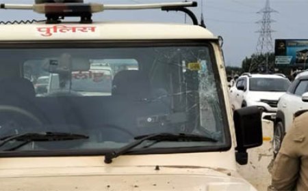 कांवड़ यात्रा के दौरान बहादराबाद टोल प्लाजा पर पथराव की घटना, पुलिस और रोडवेज गाड़ियों को नुकसान