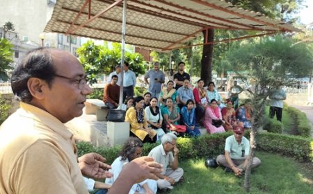 हल्द्वानी में लाल स्याही का विवाद: आवास विकास के नागरिकों का प्रशासन पर आक्रोश