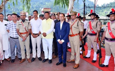 बागेश्वर: शौर्य दिवस पर श्रद्धांजलि और देशभक्ति का भाव प्रकट हुआ