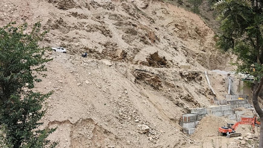 क्वारब लेटस्ट : युद्ध स्तर पर चल रहा ट्रीटमेंट, नियमों को धता बता रहे कई भारी वाहन !
