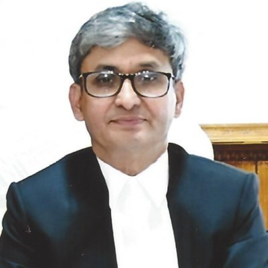 वीडियो: गैरसैंण पर आग-बबूला हुए हाई कोर्ट के जस्टिस थपलियाल, कहा उत्तराखंड की पब्लिक क्या बेवकूफ है…