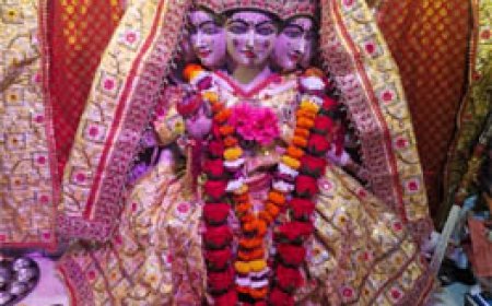 काशीपुर: गायत्री देवी मंदिर में झांकियों का शानदार समागम, 16 अगस्त को विशेष दर्शन