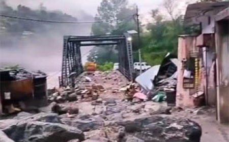 चमोली के थराली में बादल फटने से भारी तबाही, चेपड़ों और सागवाड़ा में नुकसान