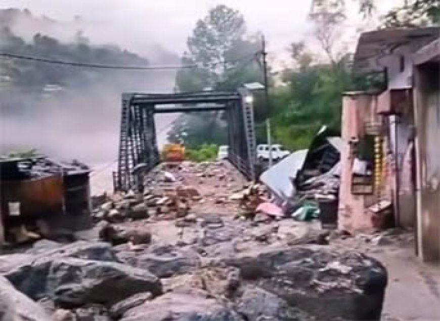 चमोली के थराली में बादल फटने से भारी तबाही, चेपड़ों और सागवाड़ा में नुकसान