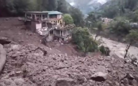 उतराखंड में अतिवृष्टि: बादल फटने से तबाही, पांच लापता, रेस्क्यू ऑपरेशन जारी