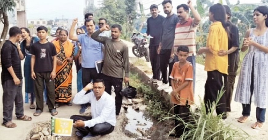 हल्द्वानी में ‘मौत के गड्ढे’: चौफुला-कठघरिया बाईपास पर धरना-प्रदर्शन की कहानी