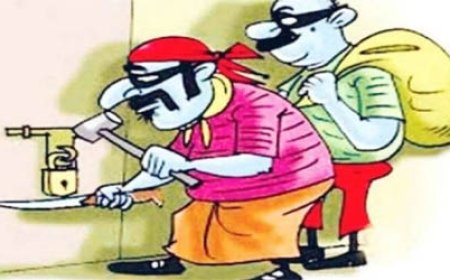 काशीपुर : शटर तोड़कर मोबाइल की दुकान में चोरी