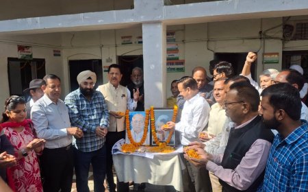 इंदिरा गांधी की 41वीं पुण्यतिथि और सरदार पटेल की 150वीं जयंती पर कांग्रेस ने दी श्रद्धांजलि