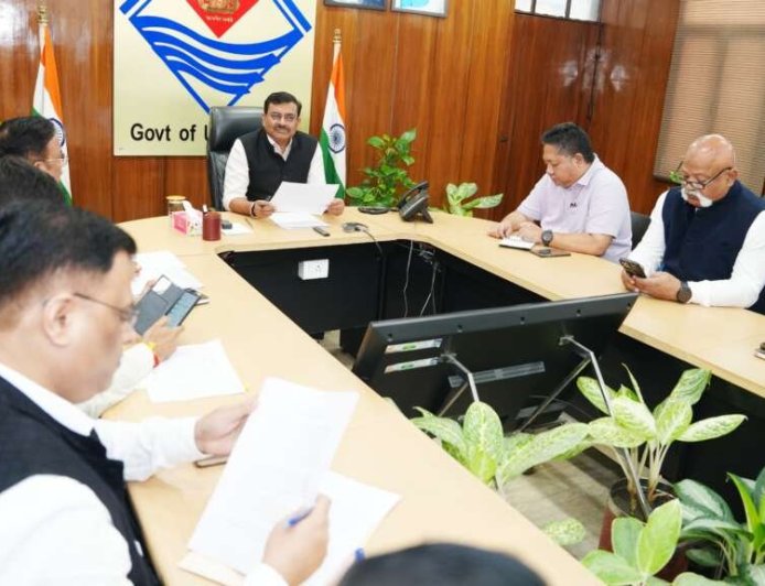 देहरादून: मुख्य सचिव ने रजत जयंती कार्यक्रमों की रूपरेखा को लेकर की अधिकारियों के साथ बैठक