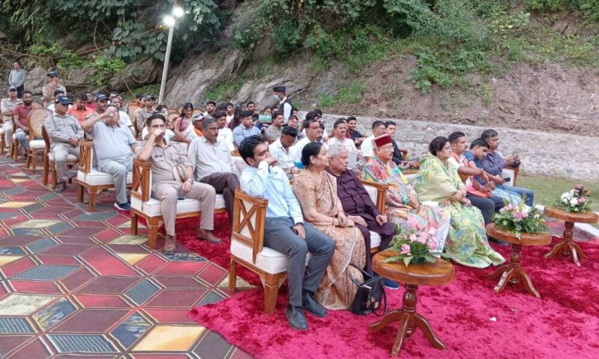 ऋषिकेश के गुलर में उद्घाटन हुआ भारत का पहला ब्रिज-होटल