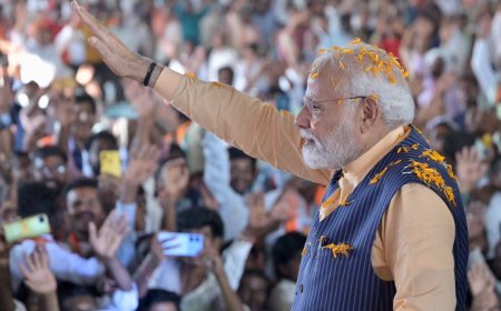 विश्वविद्यालय के नाम से पत्र वायरल, मोदी जी की रैली में शामिल होने पर परीक्षा में ज्यादा नंबर!