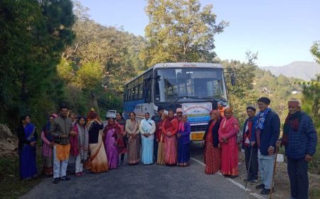 मातृ पितृ तीर्थाटन योजना के अंतर्गत 31 वरिष्ठ नागरिकों को भेजा गया श्री बद्रीनाथ धाम की यात्रा पर