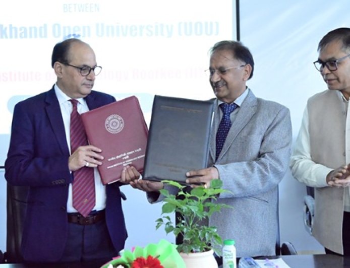 UOU और IIT रुड़की के बीच ऐतिहासिक समझौता: उच्च शिक्षा और तकनीकी नवाचार को मिलेगी नई उड़ान