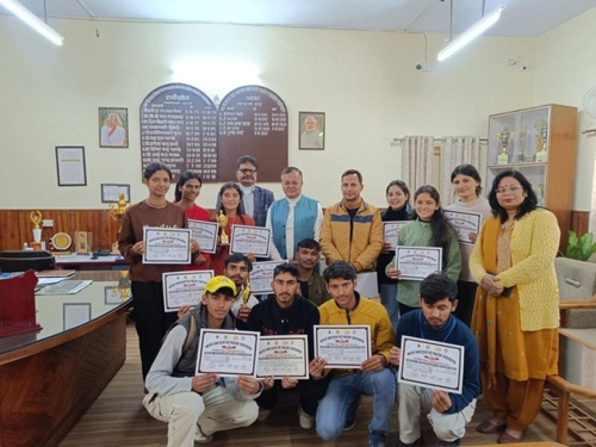 स्काउट गाइड्स रोवर रेंजर्स समागम: रानीखेत महाविद्यालय का शानदार प्रदर्शन