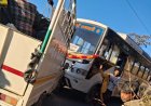 बच्चों को परीक्षा केंद्र ले जा रही केमू बस और पिकअप में भिड़ंत