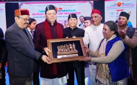 उत्तराखंड लोक विरासत–2025 कार्यक्रम में मुख्यमंत्री पुष्कर सिंह धामी हुए शामिल