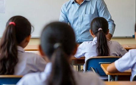 इंटर कालेज का टीचर छात्राओं से करता है छेड़छाड़, किया निलंबित और होगा मुकदमा दर्ज