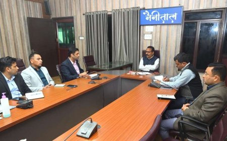 हल्द्वानी: जिलाधिकारी ने जनता का विश्वास लेकर कार्य तेजी से पूरा करने के दिए निर्देश