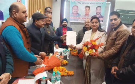 प्रियंका अग्रवाल बनीं व्यापार मंडल महिला मोर्चे की जिलाध्यक्ष
