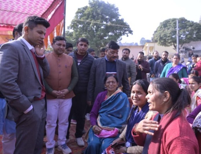 अल्मोड़ा: दो बहुद्देश्यीय शिविरों में करीब डेढ़ हजार लोगों ने उठाया लाभ