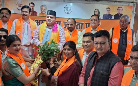 Uttarakhand:-ब्लॉक प्रमुख,सभासद और पूर्व चेयरमैन सहित सैकड़ो समर्थक हुए भाजपा में शामिल