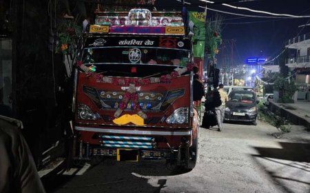 उत्तराखंड में एआरटीओ की सख्ती: फर्जी लाइसेंस के आधार पर यूपी की पिकअप का अंतरिक्ष