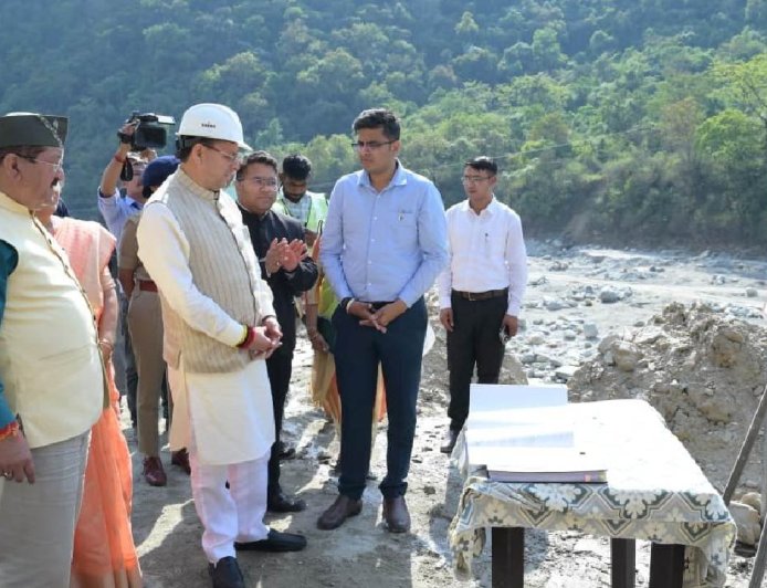 सीएम धामी ने चारधाम यात्रा की तैयारियों का किया निरीक्षण, केदारनाथ यात्रा रहेगी प्लास्टिक मुक्त