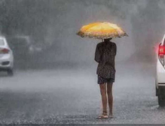 उत्तराखंड मौसम अपडेट: नैनीताल सहित आठ जिलों में बारिश और हिमपात का पूर्वानुमान, जानें मौसम की पूरी जानकारी