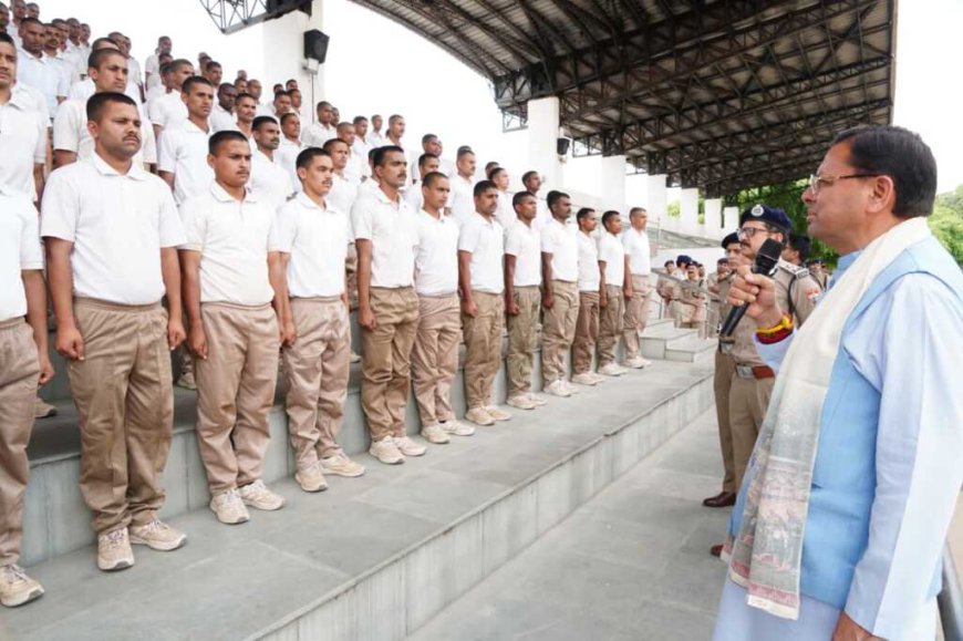 मुख्यमंत्री का संदेश: पुलिस कांस्टेबलों को कानून व्यवस्था और ट्रैफिक प्रबंधन पर दें ध्यान