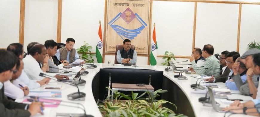 चारधाम यात्रा 2026: मुख्य सचिव ने अधिकारियों के साथ बैठक कर तैयारियों की जानकारी ली