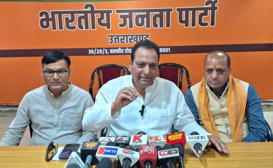 कांग्रेस पर भाजपा के आरोप: 22 में टिकट बेचने और 27 में एडवांस बुकिंग का खुलासा करें