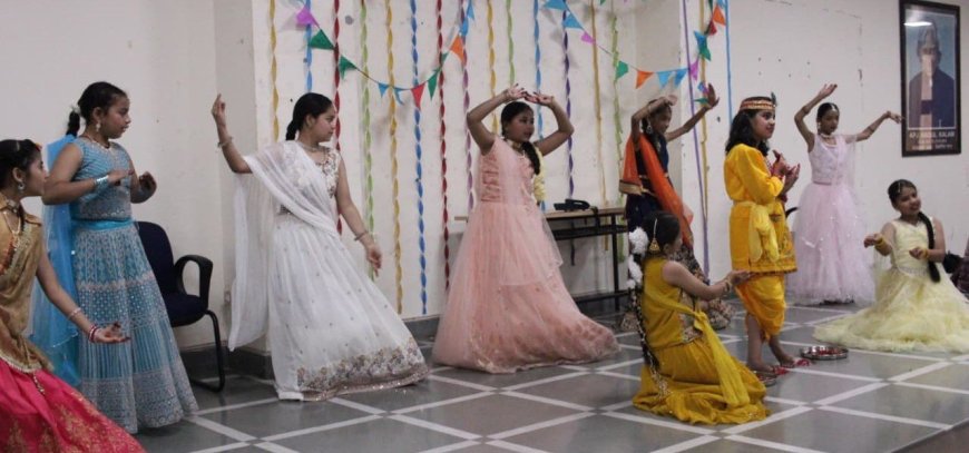 उत्तराखंड: दून विश्वविद्यालय में आयोजित बाल नाट्य समारोह ने विद्यार्थियों के विकास में रंगमंच के महत्व को उजागर किया