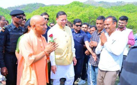 महायज्ञ और पूजा से भरी यात्रा: मुख्यमंत्री योगी आदित्यनाथ और पुष्कर सिंह धामी का यमकेश्वर दौरा