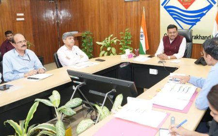 उत्तराखंड: मुख्य सचिव आनंद बर्द्धन ने स्टेट प्रगति के तहत परियोजनाओं की साझा समीक्षा की