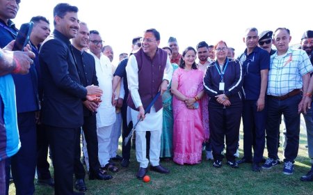Pithoragarh: मुख्यमंत्री पुष्कर धामी ने सुरेंद्र सिंह वल्दिया स्टेडियम में नए क्रिकेट मैदान का उद्घाटन किया