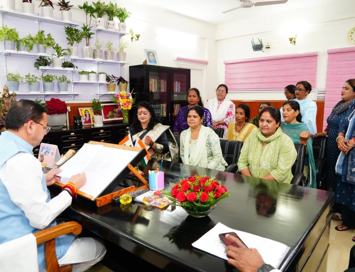 आंगनबाड़ी कार्यकत्रियों के मानदेय में वृद्धि: सीएम द्वारा आश्वासन