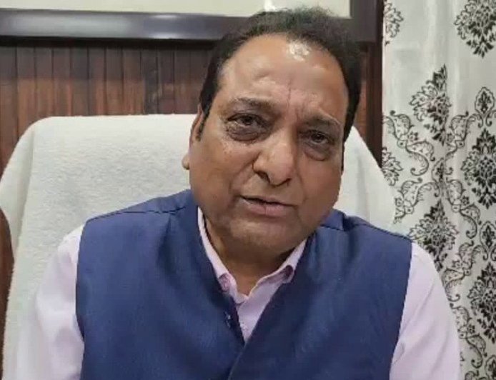 Uttarakhand: नर्सिंग बेरोजगारों का आंदोलन समाप्त, BJP का स्वागत