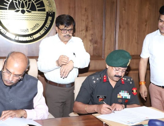 कानपुर: डी-कोड और सिख लाइट इन्फैंट्री रेजिमेंटल ट्रेनिंग सेंटर के बीच महत्वपूर्ण एमओयू, कुलपति प्रोफेसर विनय कुमार पाठक ने कहा- यह समझौता शिक्षा एवं राष्ट्र निर्माण में मील का पत्थर है