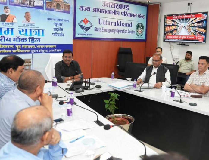 चारधाम यात्रा की सुरक्षा व्यवस्था को लेकर मुख्य सचिव का सख्त दिशा-निर्देश, मानसून से पहले योजना तैयार करें
