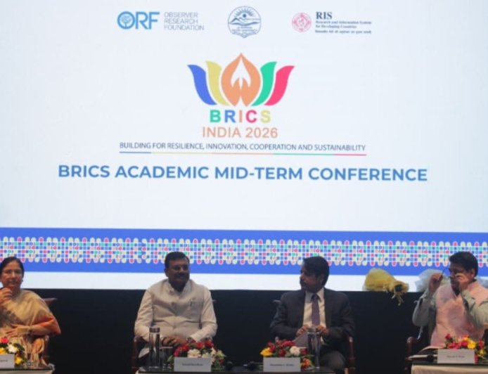 दून विश्वविद्यालय में आयोजित अंतरराष्ट्रीय ब्रिक्स अकादमिक मिड-टर्म कॉन्फ्रेंस: वैश्विक चुनौतियों पर विशेषज्ञों का विचार-विमर्श