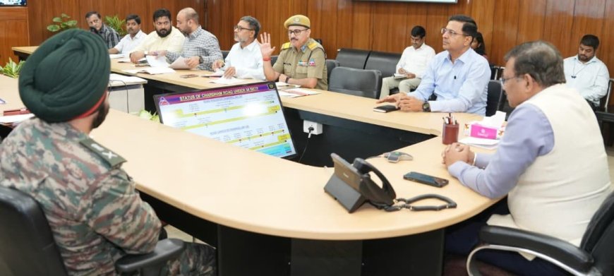 Uttarakhand: चारधाम यात्रा मार्गों का मानसून से पूर्व दुरुस्तीकरण, मुख्य सचिव की अधिकारियों के साथ हुई महत्वपूर्ण बैठक