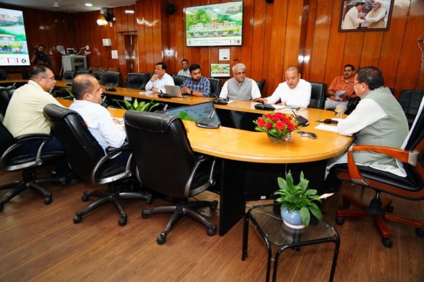 बद्रीनाथ को आध्यात्मिक हिल टाउन के रूप में विकसित करने की योजना, सीएम धामी को जानकारी