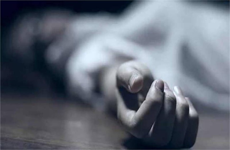 उत्तराखंड में मोबाइल की तलाश में युवक की गहरी खाई में गिरकर दर्दनाक मौत