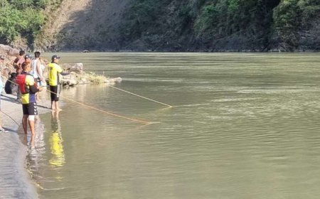 (उत्तराखंड) पैर फिसला हुआ आंखों से ओझल, नदी में तलाश जारी।।