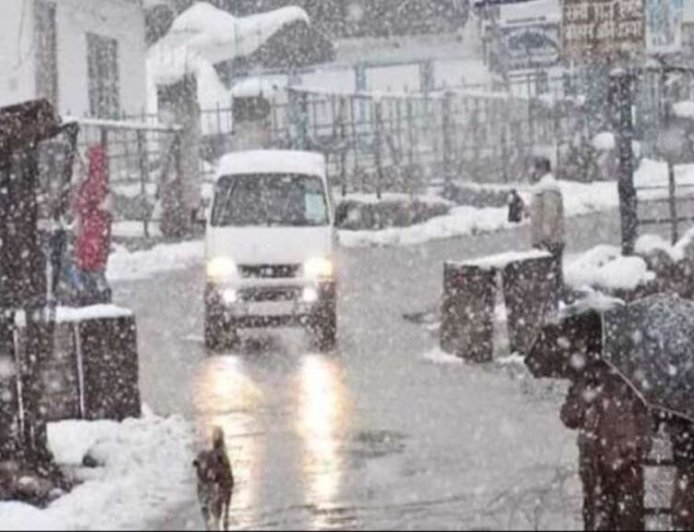 उत्तराखंड में मौसम का बदला मिजाज: भारी बारिश और तेज अंधड़, ऑरेंज-यलो अलर्ट जारी